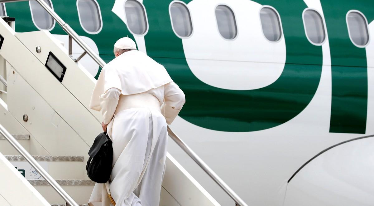 Papież wyruszył na pielgrzymkę do Kanady. W planach spotkanie z premierem i rdzenną ludnością kraju