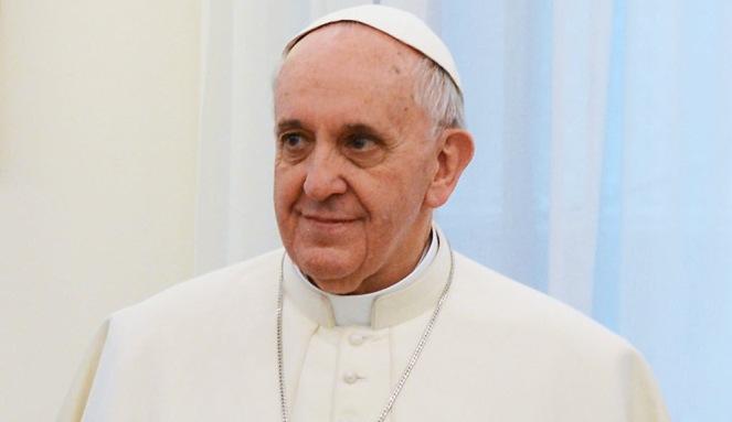 Papież Franciszek po raz pierwszy przemówił do wiernych po hiszpańsku