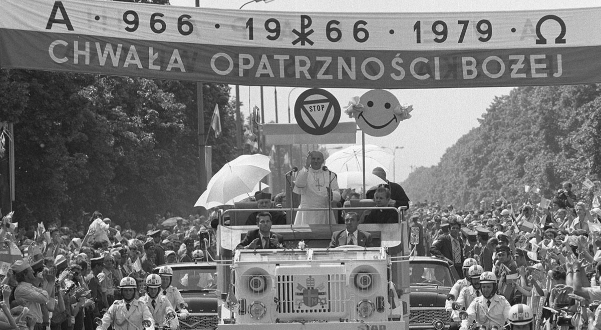"Niezatarte ślady". 40. rocznica pierwszej pielgrzymki papieża Jana Pawła II do ojczyzny