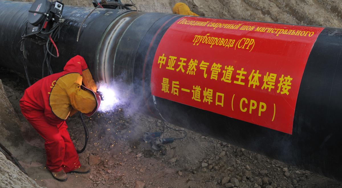 Chiny importują więcej gazu z Rosji i Kataru. Jednocześnie gwałtownie zwiększają eksport LNG