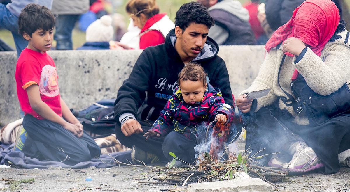 Kryzys migracyjny. Szefowa MSW Austrii: musimy przekształcić Europę w twierdzę
