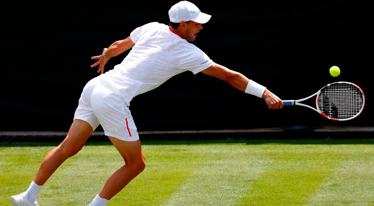 Wimbledon: kolejna sensacja na kortach w Londynie. Turniejowa piątka za burtą