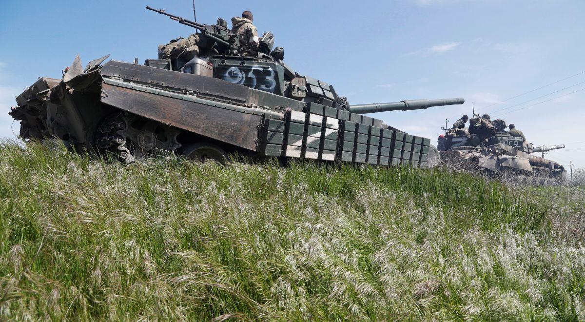 Rosjanie transportują przez Mariupol rzesze żołnierzy i amunicję. Kierują ich w stronę Berdiańska