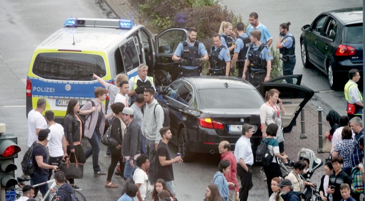 Niemcy: napad na bank i strzelanina w pobliżu dworca we Frankfurcie
