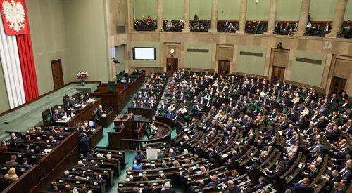Sejm uchwalił w czwartek nowel...
