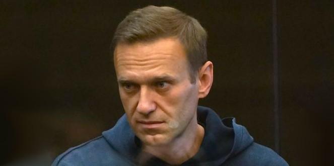Aleksiej Nawalny przerwał głodówkę w kolonii karnej. "Życzcie mi powodzenia"