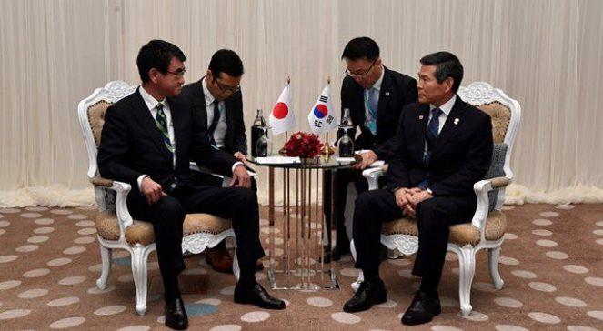 Bezowocne spotkanie ministrów. Wygasa umowa na linii Tokio-Seul