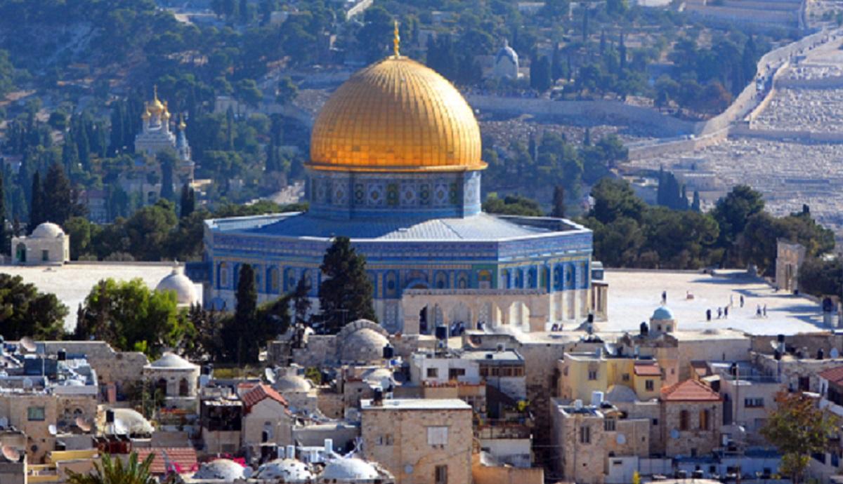 Palestyńczycy obawiają się przekształcenia meczetu Al-Aksa w żydowską świątynię. Spór o wizytę kontrowersyjnego ministra