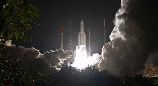 Rakieta Ariane umieściła na orbicie dwa satelity telekomunikacyjne