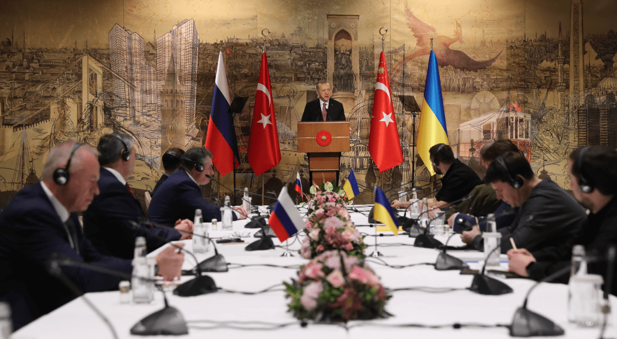 Jakie są priorytety Kijowa w Turcji? Trwają ukraińsko-rosyjskie negocjacje pokojowe