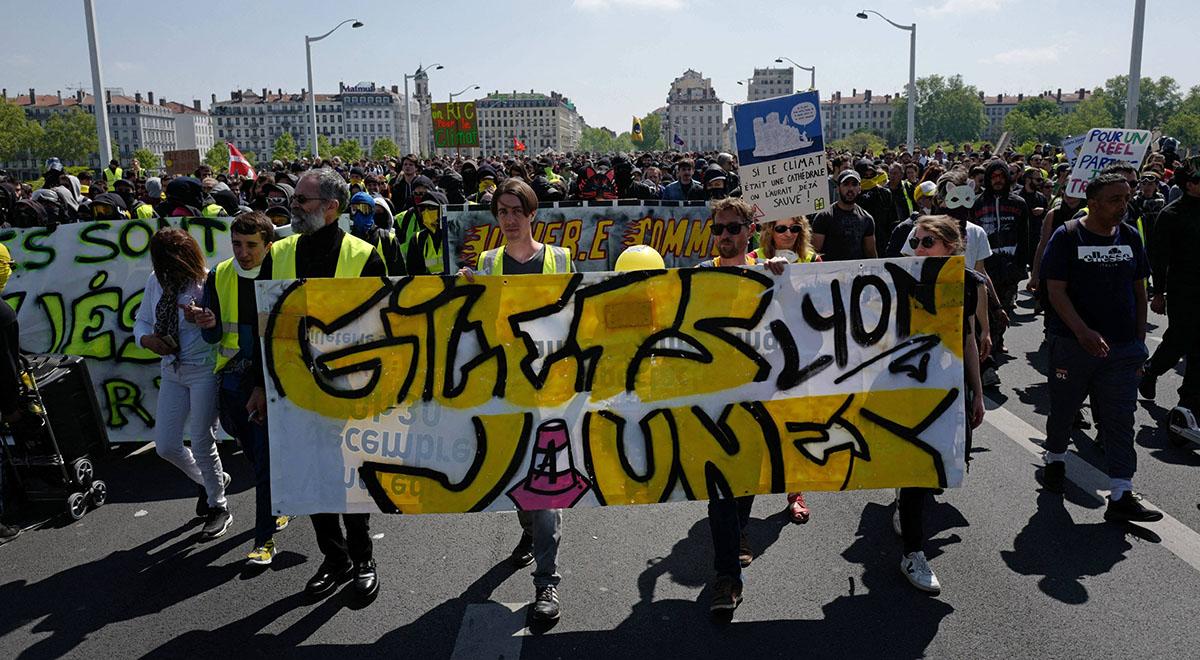 Francja. Słabną protesty "żółtych kamizelek"