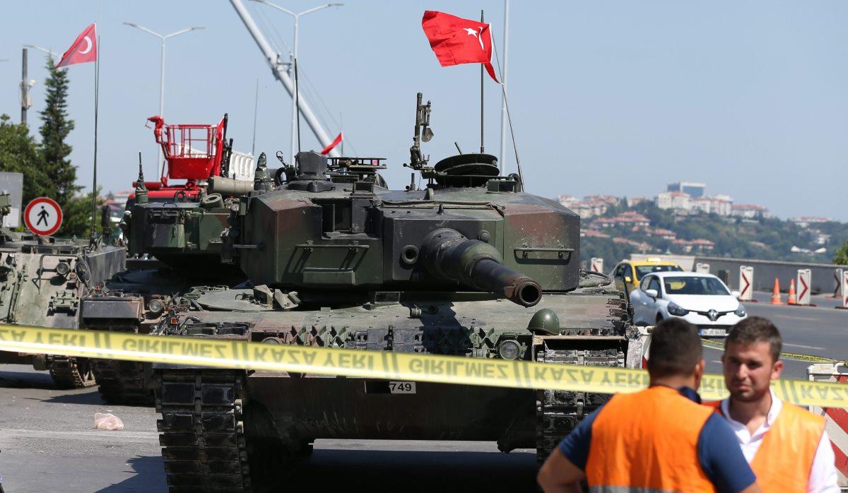 Nieudany zamach stanu w Turcji. Tarcia na linii Ankara - Waszyngton