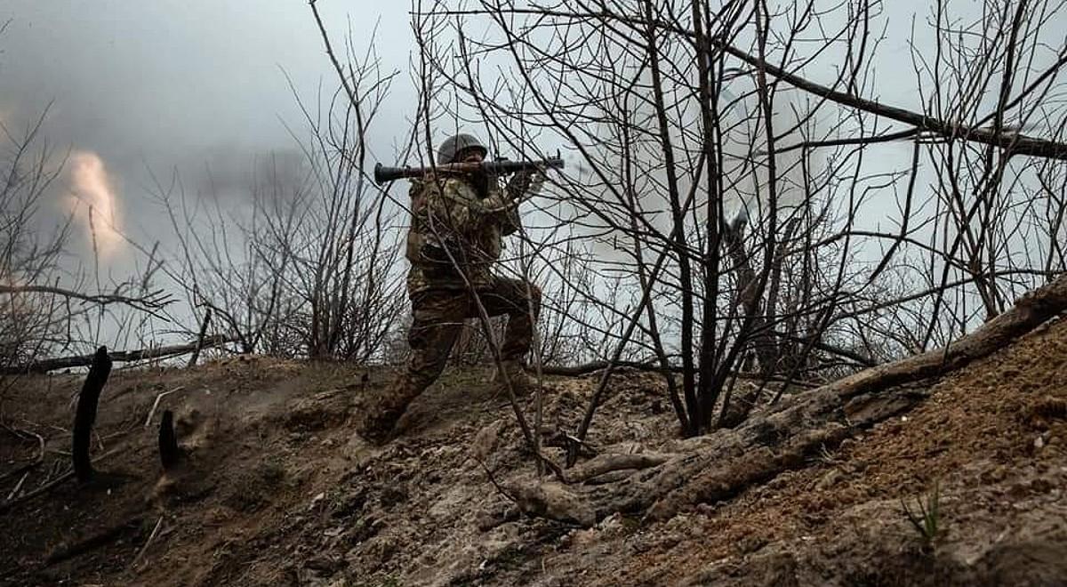 Sytuacja na froncie. Rosjanie wciąż nacierają w rejonie Bachmutu, siły ukraińskie odpierają ataki