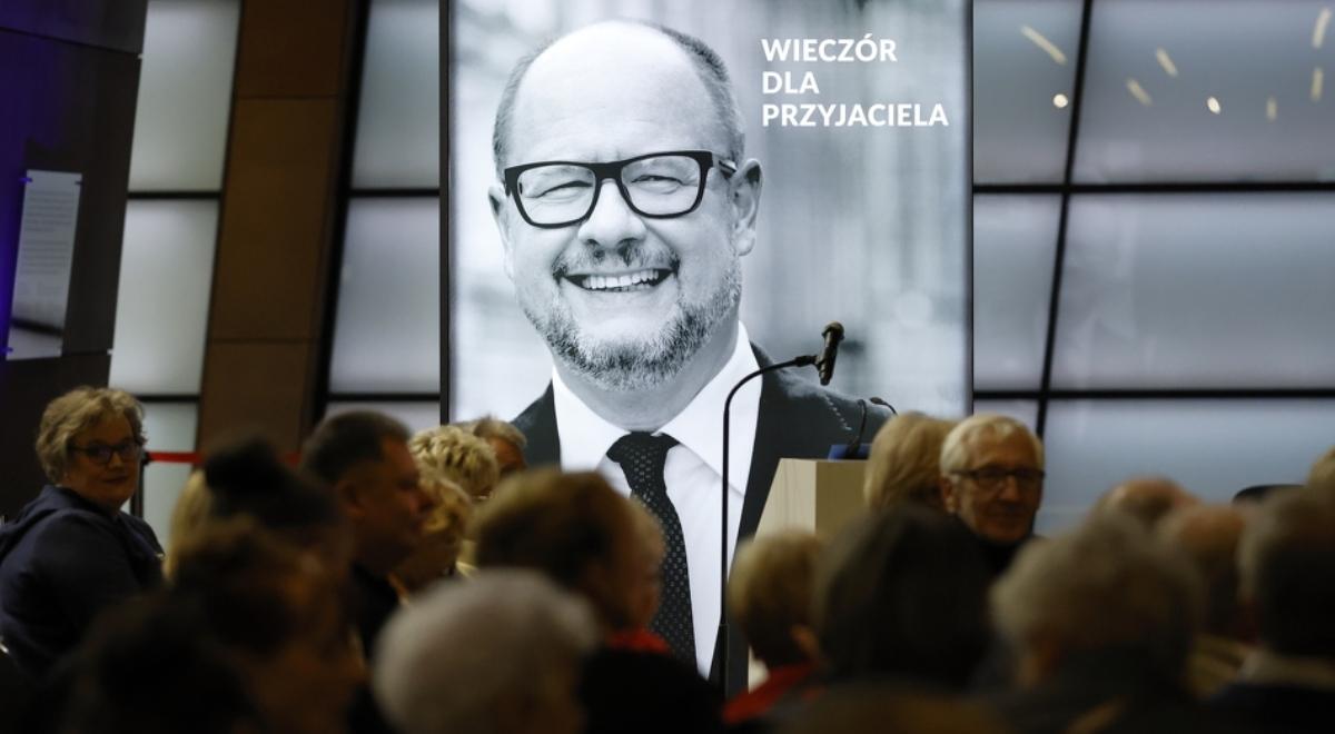 Bliscy wspominają Pawła Adamowicza: swoją miłością i zaangażowaniem "otulał Gdańsk"