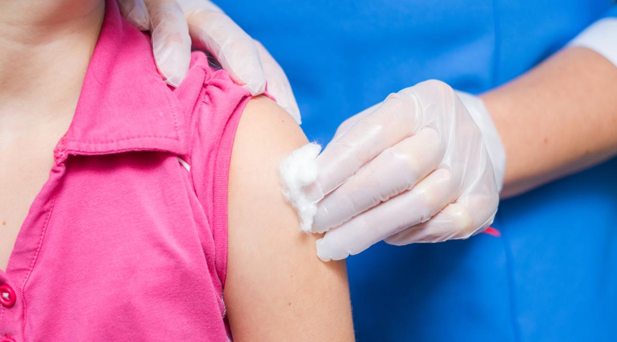 Ruszyły szczepienia opiekunów w żłobkach. Druga tura zapisów od 15 lutego