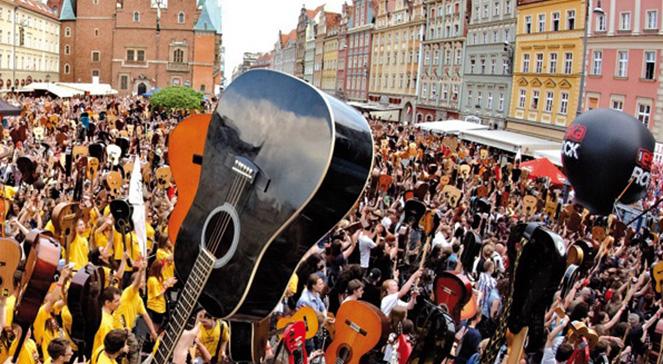 1 maja we Wrocławiu, czyli Gitarowy Rekord Guinnessa