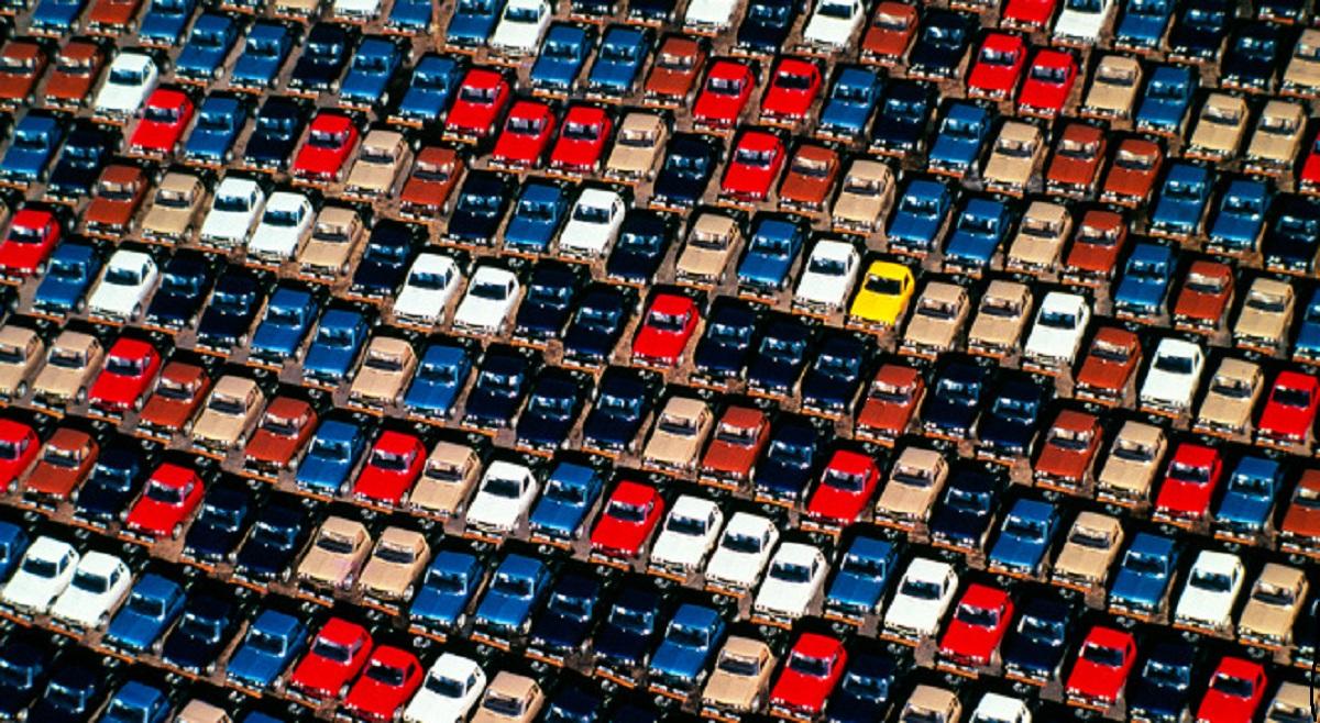 Pandemia vs sprzedaż aut. Internet największą nadzieją dealerów 
