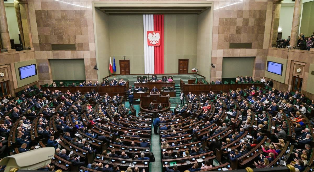 Aborcja i tabletka "dzień po". Sawicki: konserwatywny Sejm nie poprze ustaw, referendum zamknęłoby temat