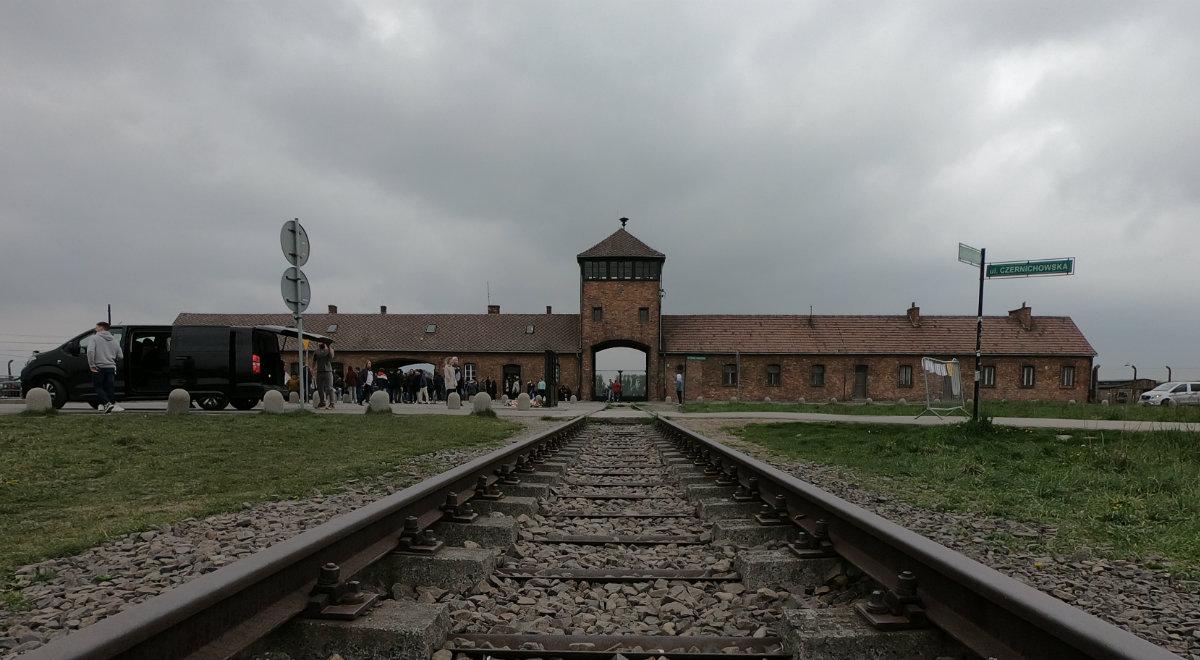 Delegacje państwowe w rocznicę wyzwolenia Auschwitz. RCB ogłasza stopnie alarmowe w Małopolsce