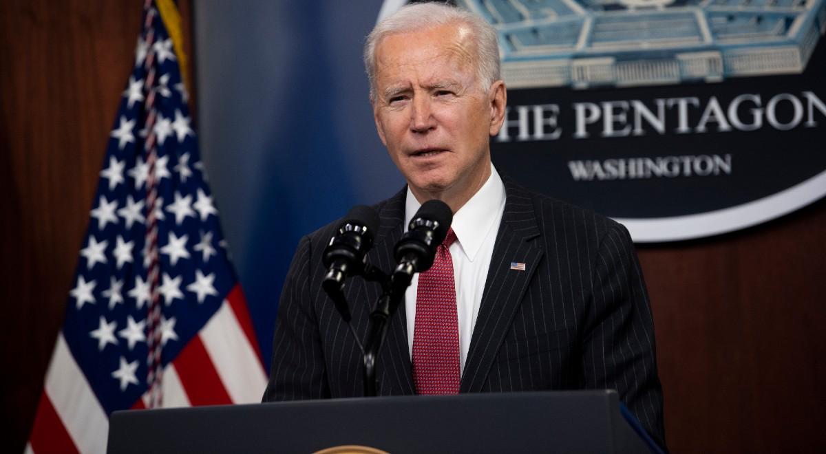 Joe Biden o broni dostarczanej na Ukrainę: napływa każdego dnia