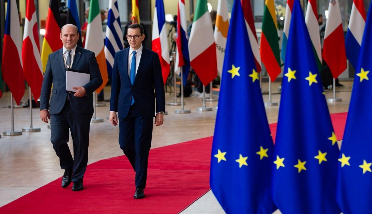 Drugi dzień szczytu UE. Głównym tematem rozmów wojna na Ukrainie i kolejne sankcje wobec Rosji i Białorusi