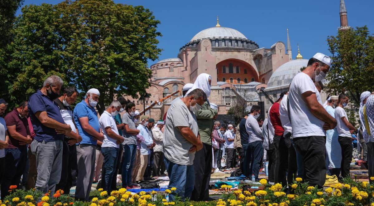 "Świat w Powiększeniu". Znaczenie świątyni Hagia Sophia na przestrzeni dziejów