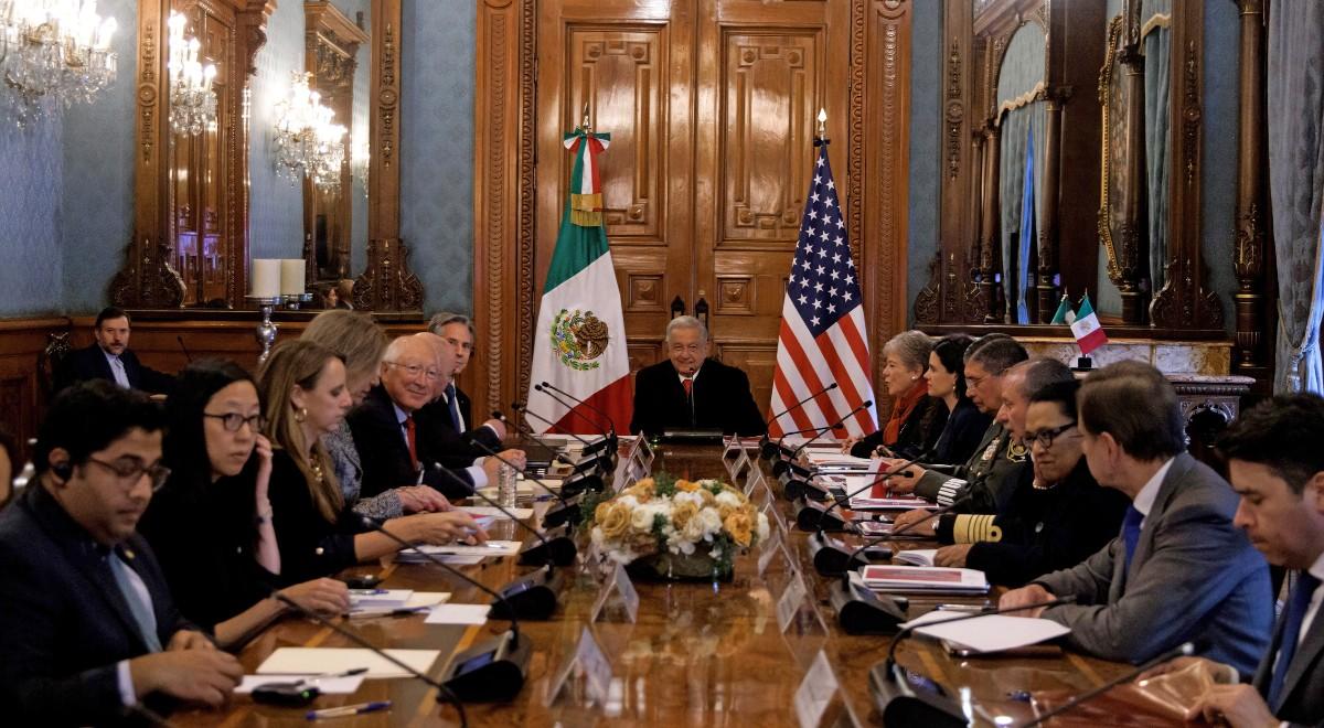 Sekretarz stanu USA spotkał się z prezydentem Meksyku. Tematem kryzys migracyjny na granicy