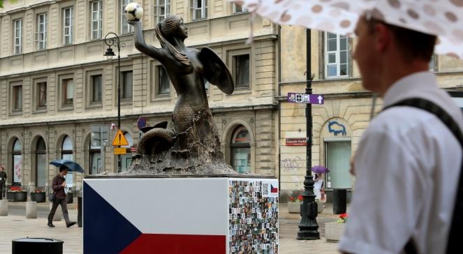 Turyści na Euro 2012 zachwyceni... polską koleją