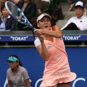 WTA Stuttgart: Perfekcyjna Radwańska nie dała szans Vinci. Polka w ćwierćfinale 