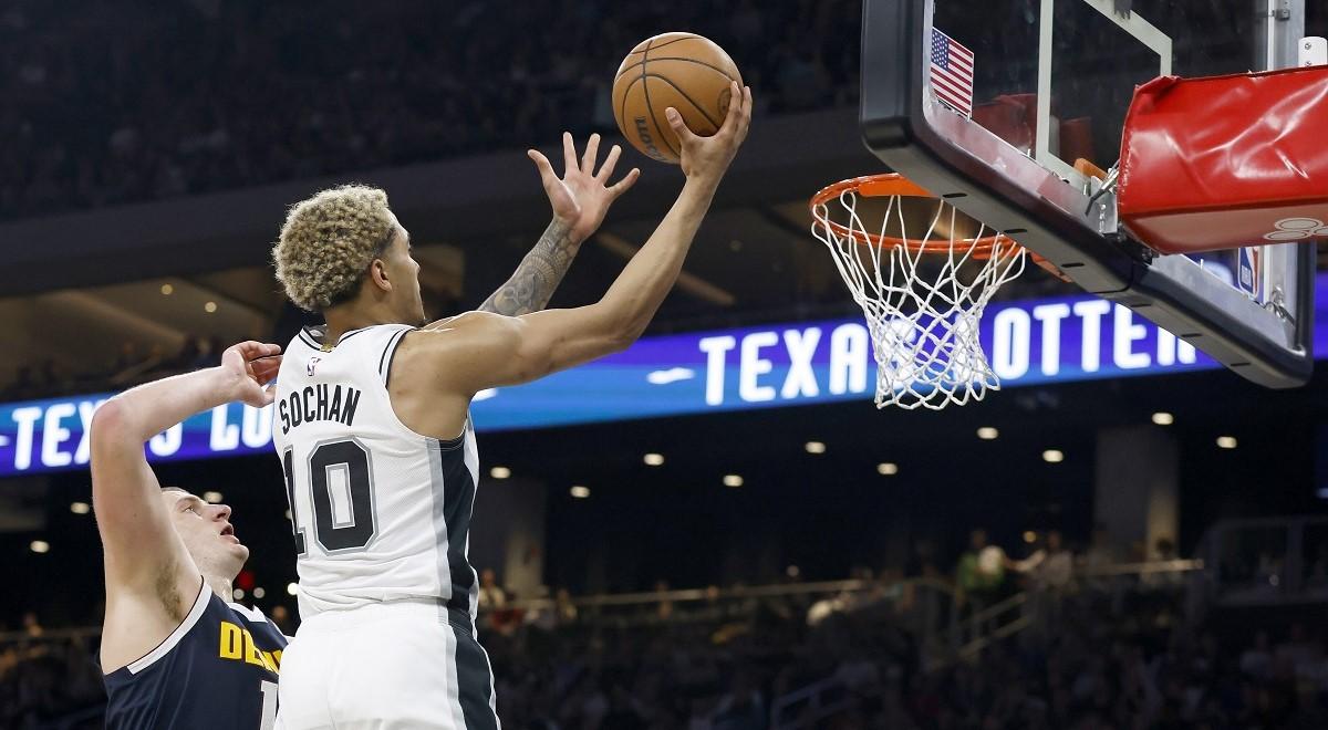 NBA. Jeremy Sochan liderem San Antonio Spurs w meczu z Denver Nuggets