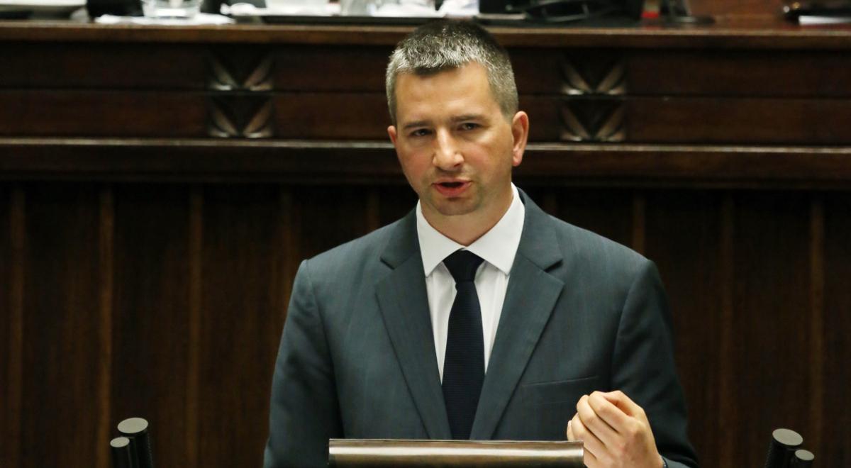 Podwyżki płac przed Polakami. Minister Finansów Mateusz Szczurek daje zielone światło