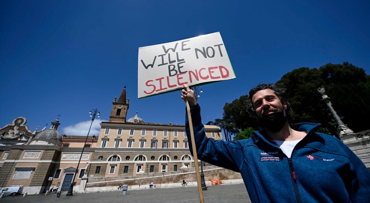 Właściciele restauracji we Włoszech chcą skrócenia lub zniesienia godziny policyjnej