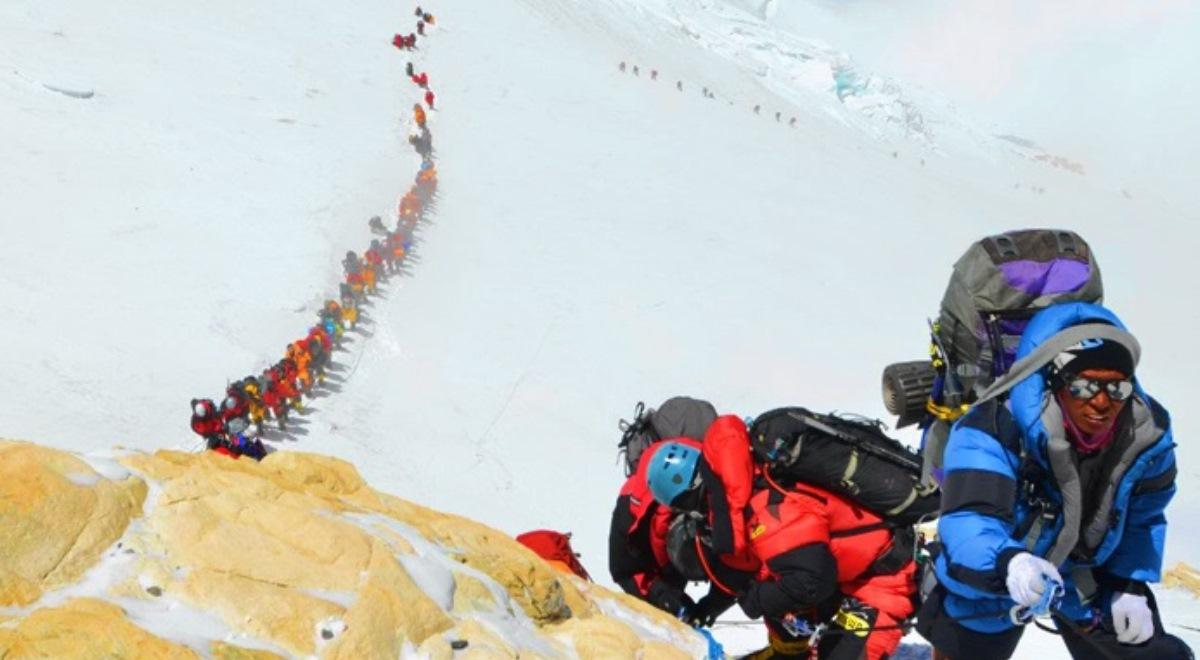 Mount Everest "zamknięty" dla wspinaczy. Tej wiosny nikt nie dostanie pozwolenia 