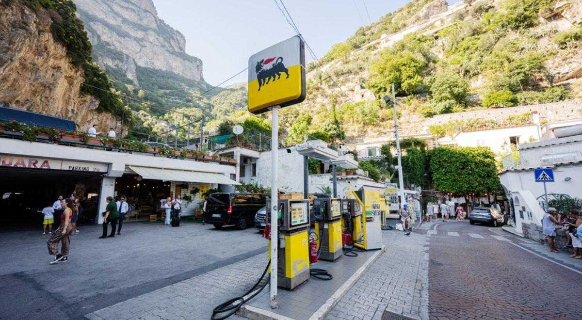 We Włoszech wciąż rosną ceny paliw. Stowarzyszenie konsumentów apeluje do rządu o obniżenie akcyzy