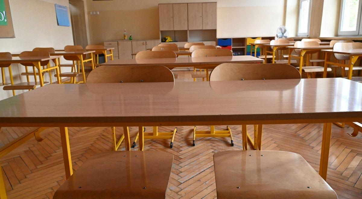 Rusyfikacja polskich szkół w Grodnie i Wołkowysku na Białorusi. Specjalne posiedzenie komisji w Sejmie