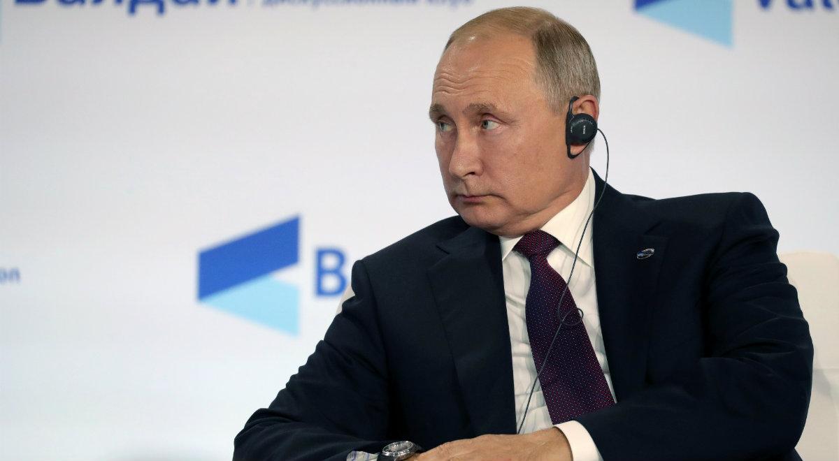 Władimir Putin: Wołodymyr Zełenski powinien spełnić obietnice dotyczące pokoju w Donbasie