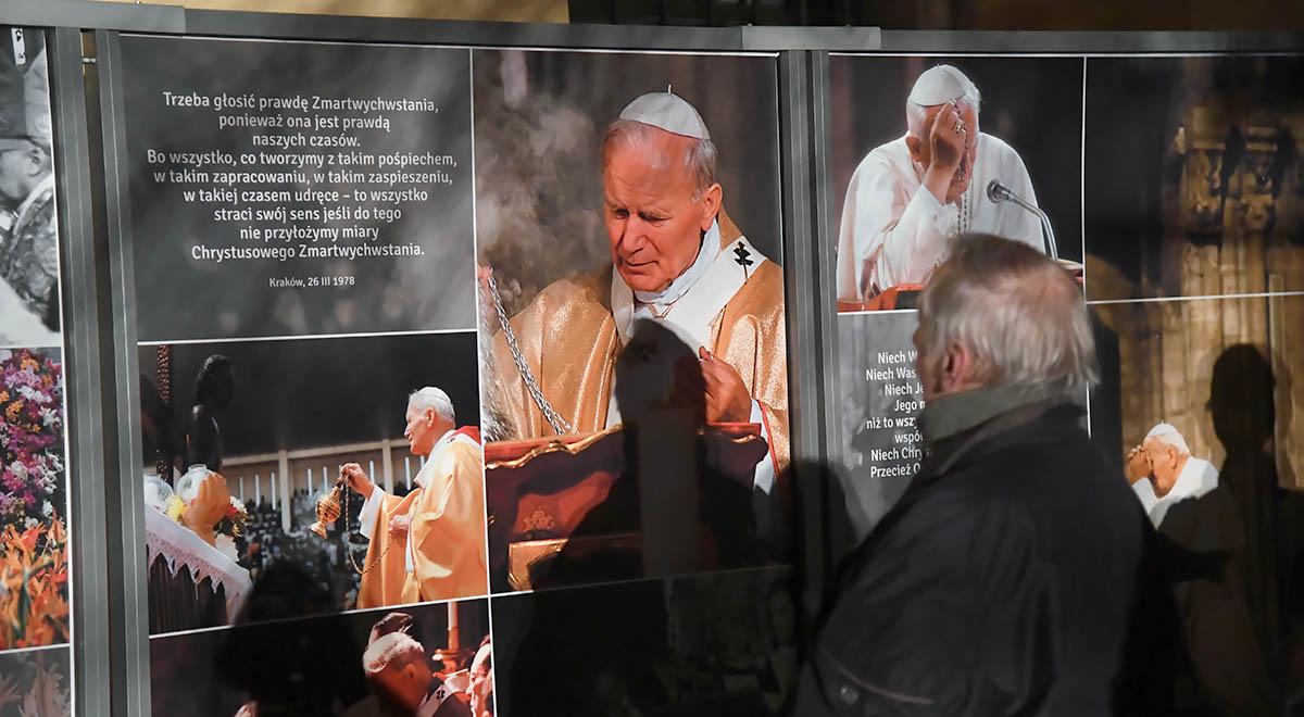 15 lat bez św. Jana Pawła II. Wirtualne czuwanie i noc modlitwy