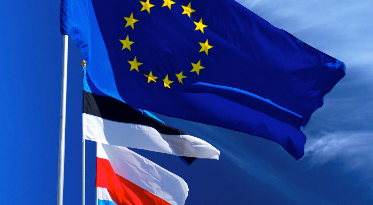 "Polska zgadza się na plan obronny UE , ale pod pewnymi warunkami"