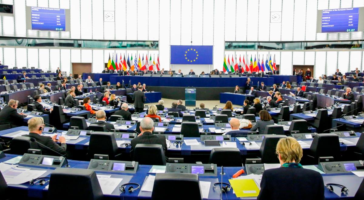 Komisja PE weryfikuje kandydatów na komisarzy. Polak proszony o wyjaśnienia