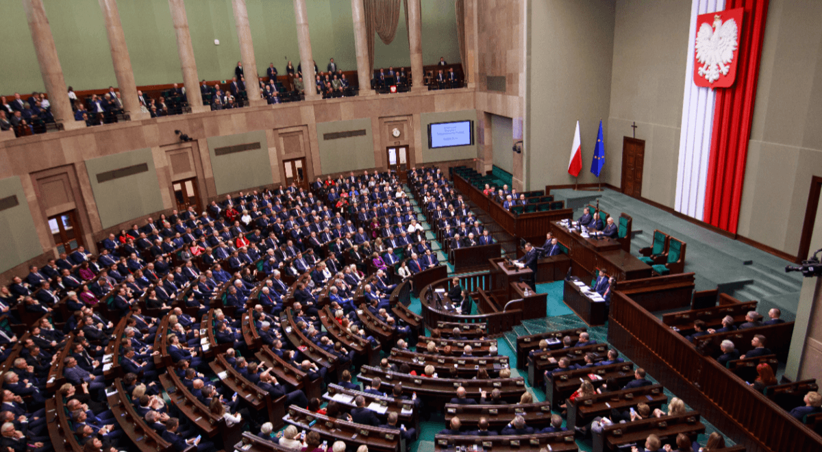 Inauguracyjne posiedzenie Sejmu. Prezydent Andrzej Duda wygłosi orędzie