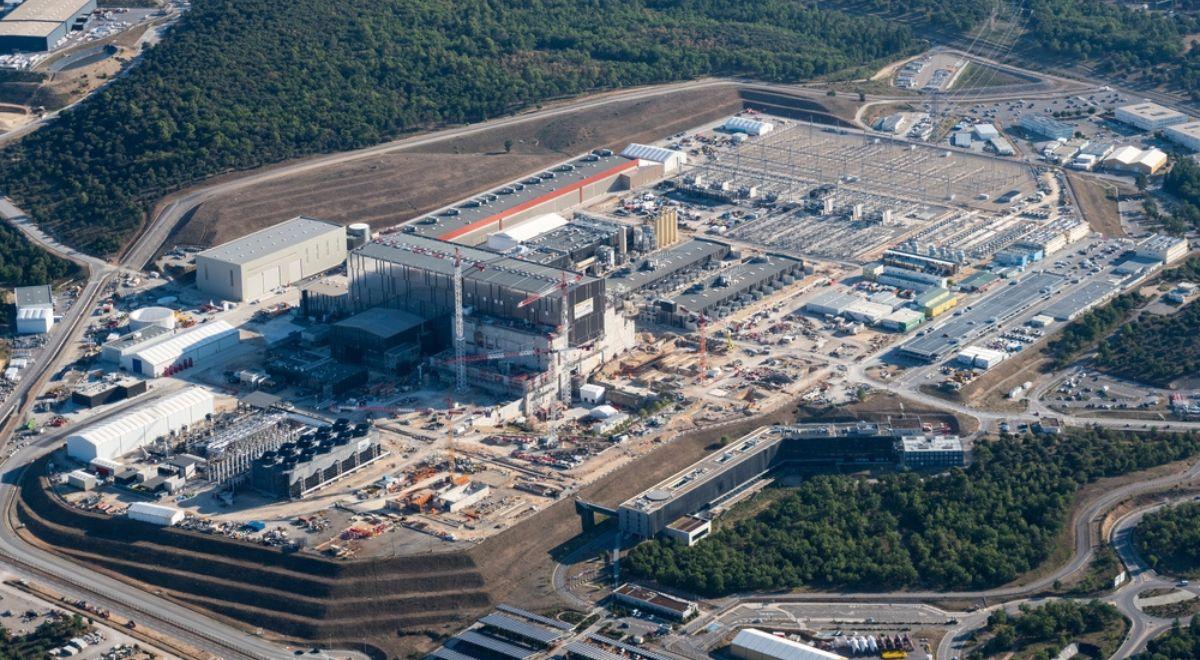 Francuski program jądrowy ITER. Pomimo sankcji Rosja dostarczy gigantyczny magnes