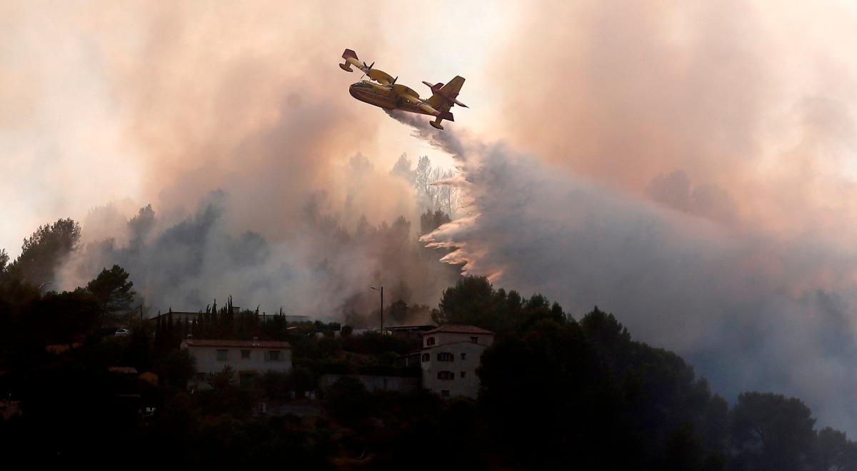 Francja: pożary pod Saint-Tropez, blisko Nicei, szaleją na Korsyce i południu kraju