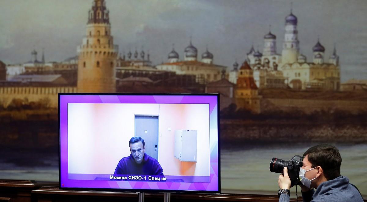 Działacz: jeśli Kreml nie przejmie kontroli nad internetem, przegra. Nawalnego chce zabić, bo on demontuje ten system