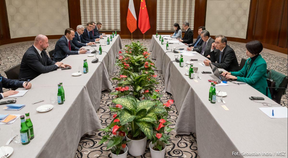 Rozmowy szefów MSZ Polski i Chin. Tematem wizyta prezydenta Dudy w Pekinie