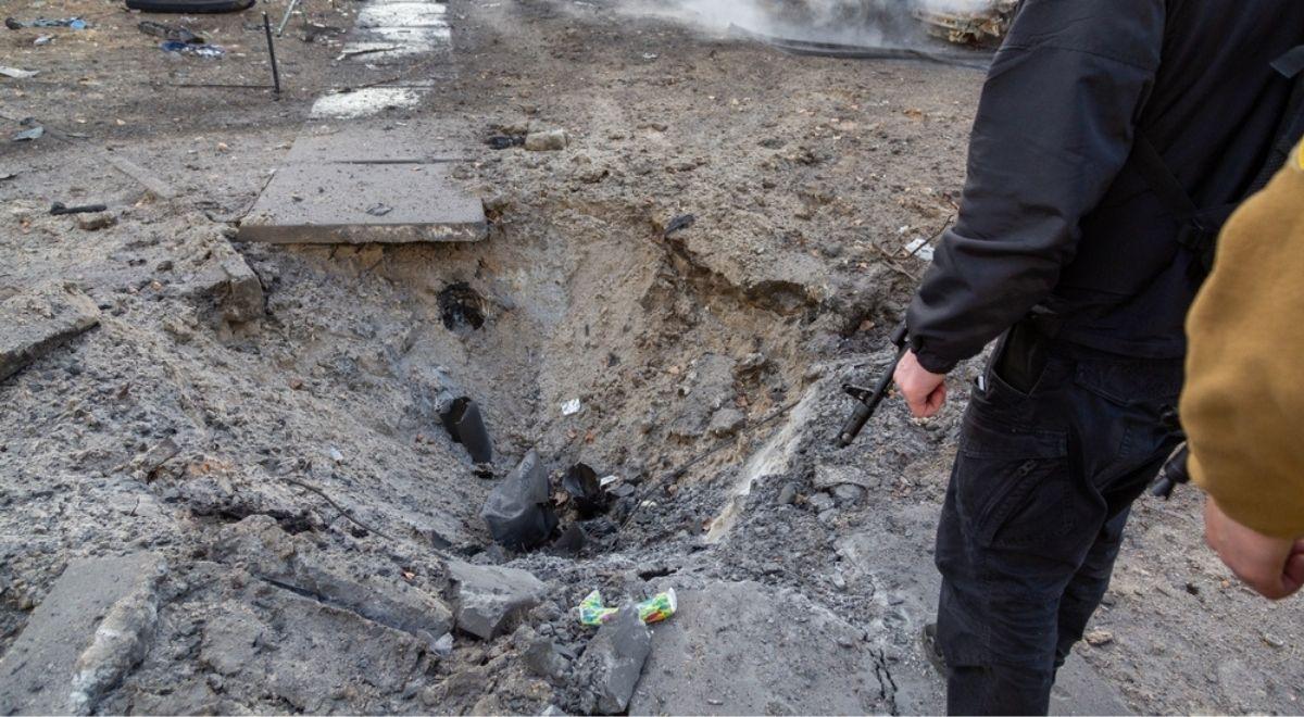 Atak na dzielnicę mieszkaniową Krasnohoriwki. Rosjanie ponownie użyli bomb kasetowych