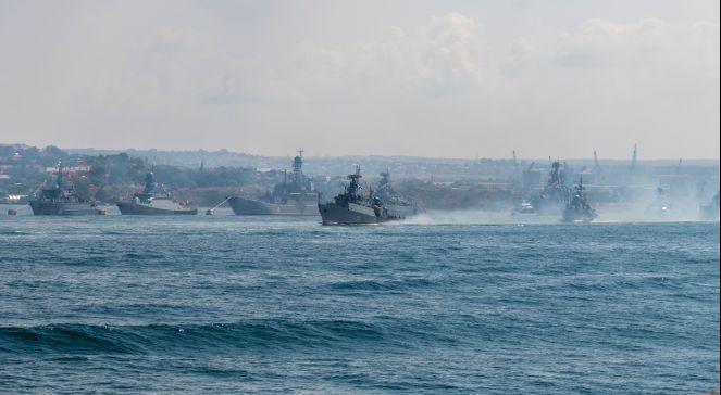 Rosyjskie okręty wycofywane z Krymu. Wcześniej Ukraińcy zatopili tam dużą jednostkę