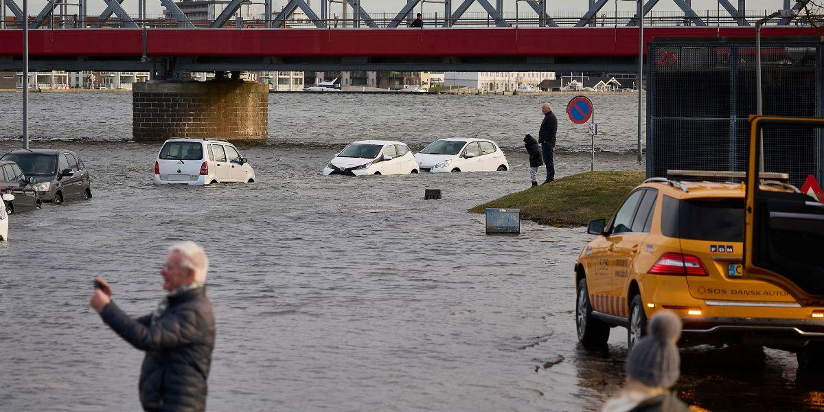 Załamanie pogody nad Europą. Są ofiary śmiertelne burz i ulewnych deszczy