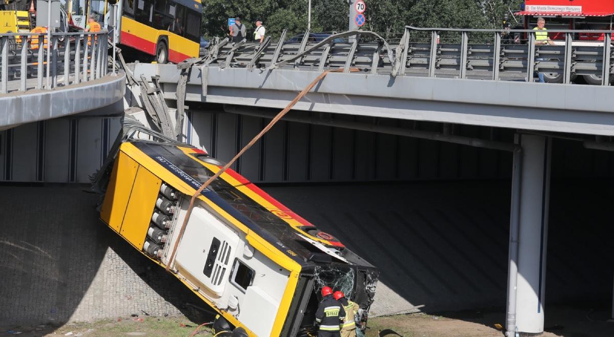Wypadek autobusu na moście w Warszawie. Rusza proces sądowy kierowcy