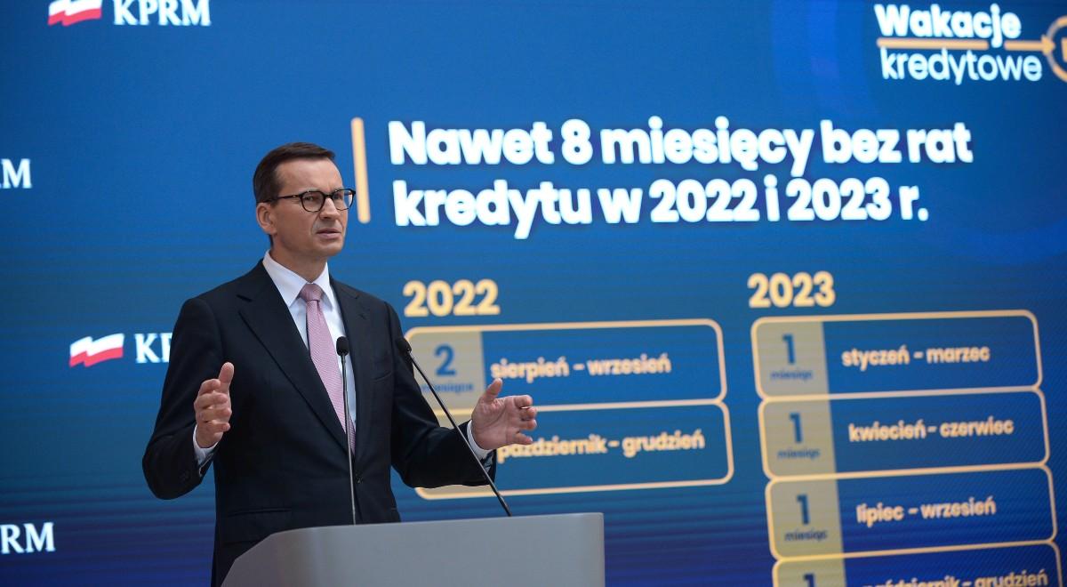 Premier Morawiecki: pół miliona rodzin skorzystało już z wakacji kredytowych 
