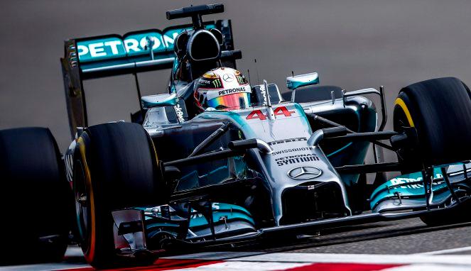 Formuła 1: Lewis Hamilton nie dał szans rywalom w Szanghaju
